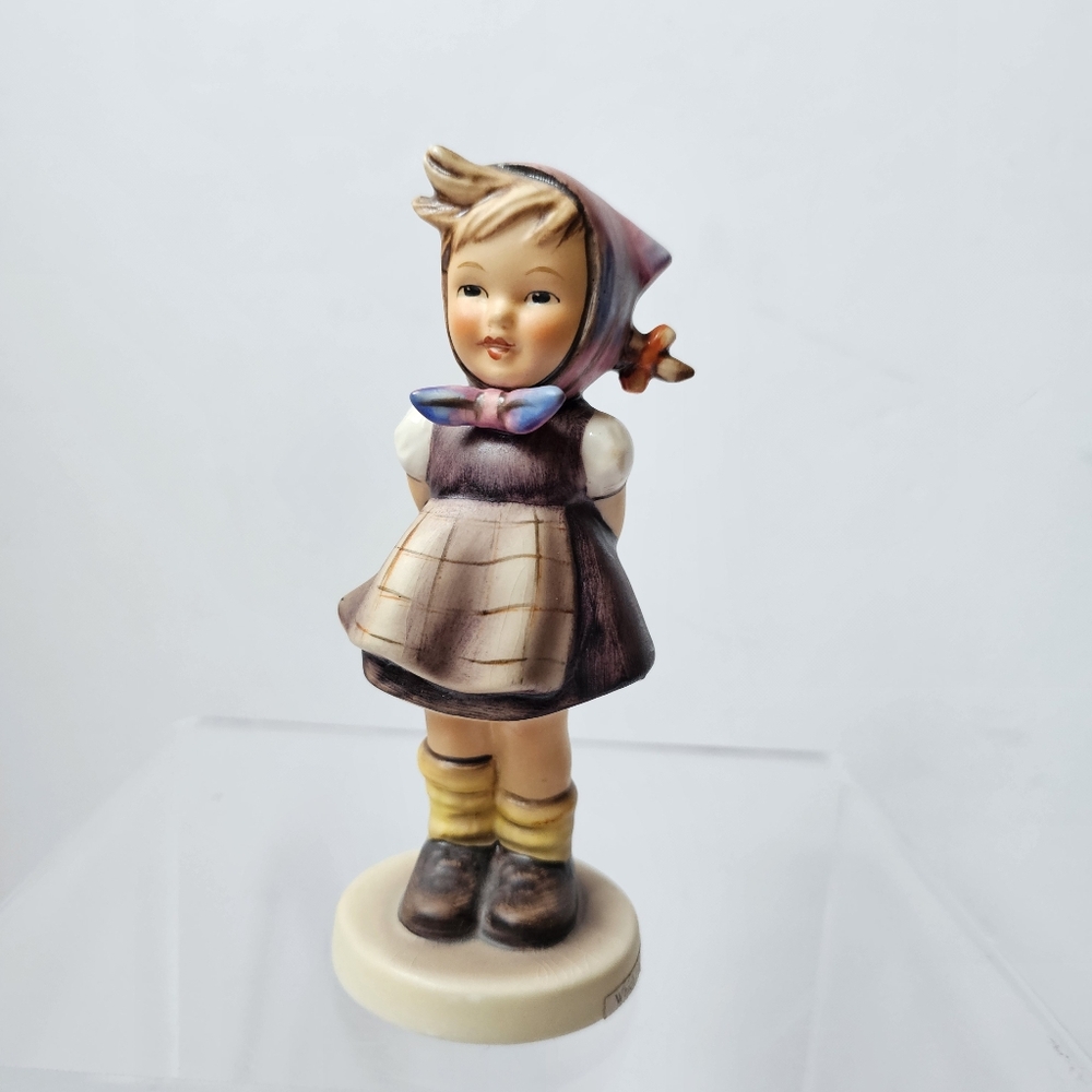 'Which Hand' Goebel Hummel Made in West Germany ~ Dated 1963  #258